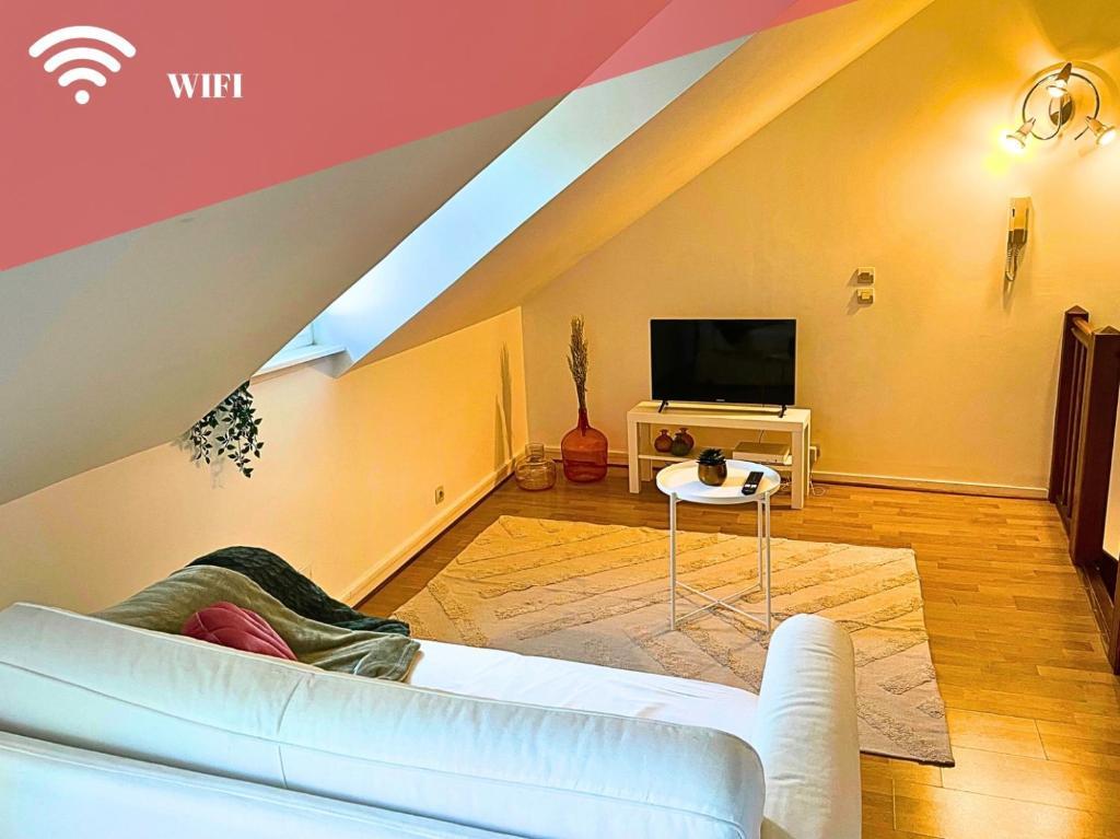 Appart Cosy Renove Avec Ac Hypercentre Немур Екстер'єр фото
